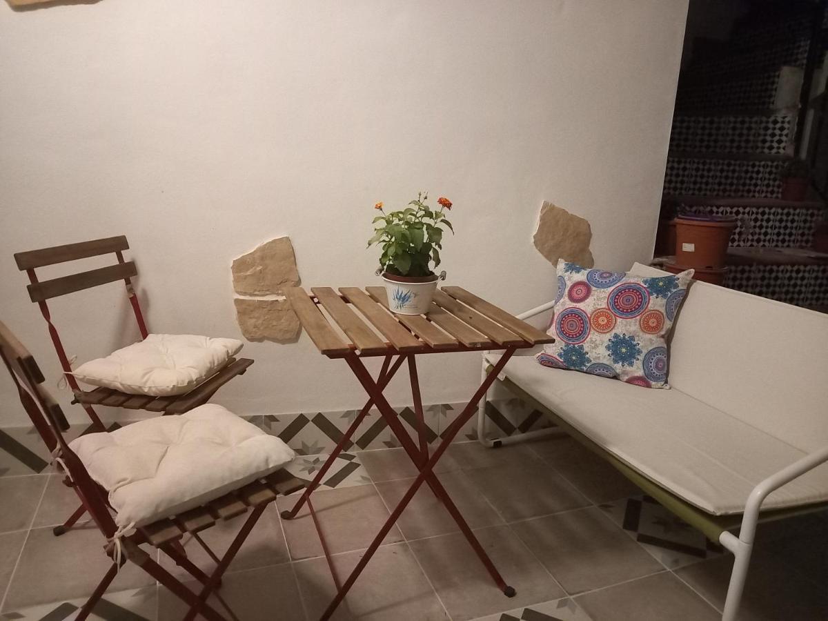 Guesthouse Jazmines Mozarabes # Wifi Baena Dış mekan fotoğraf