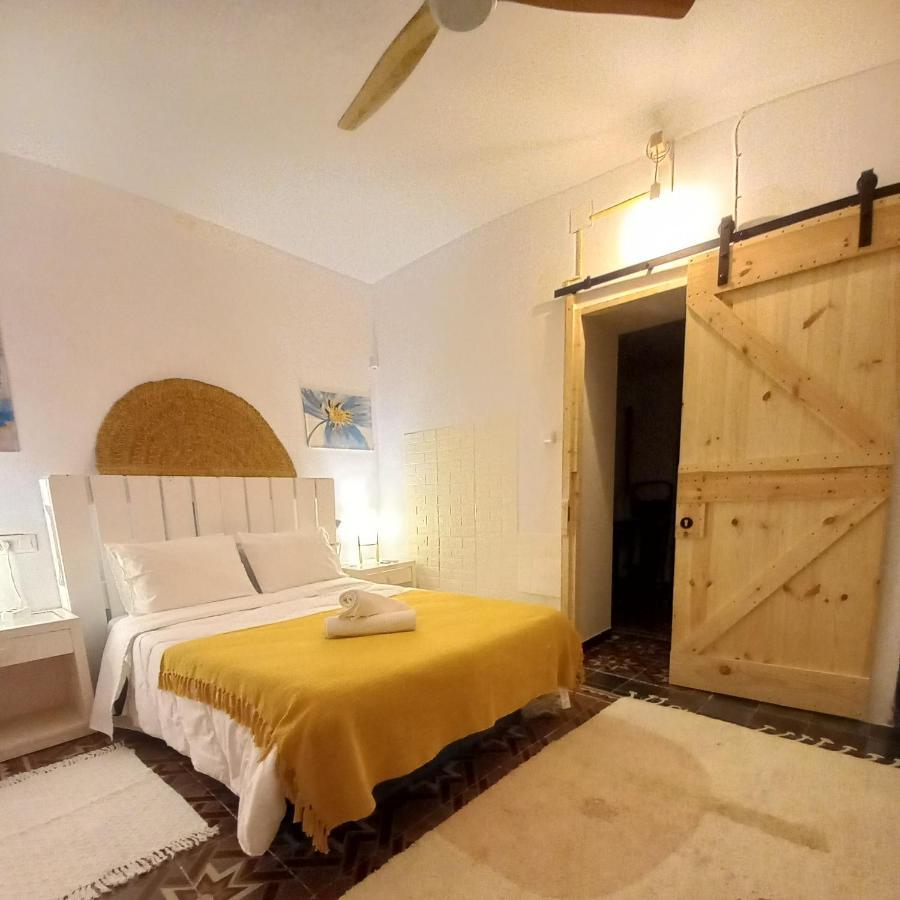 Guesthouse Jazmines Mozarabes # Wifi Baena Dış mekan fotoğraf
